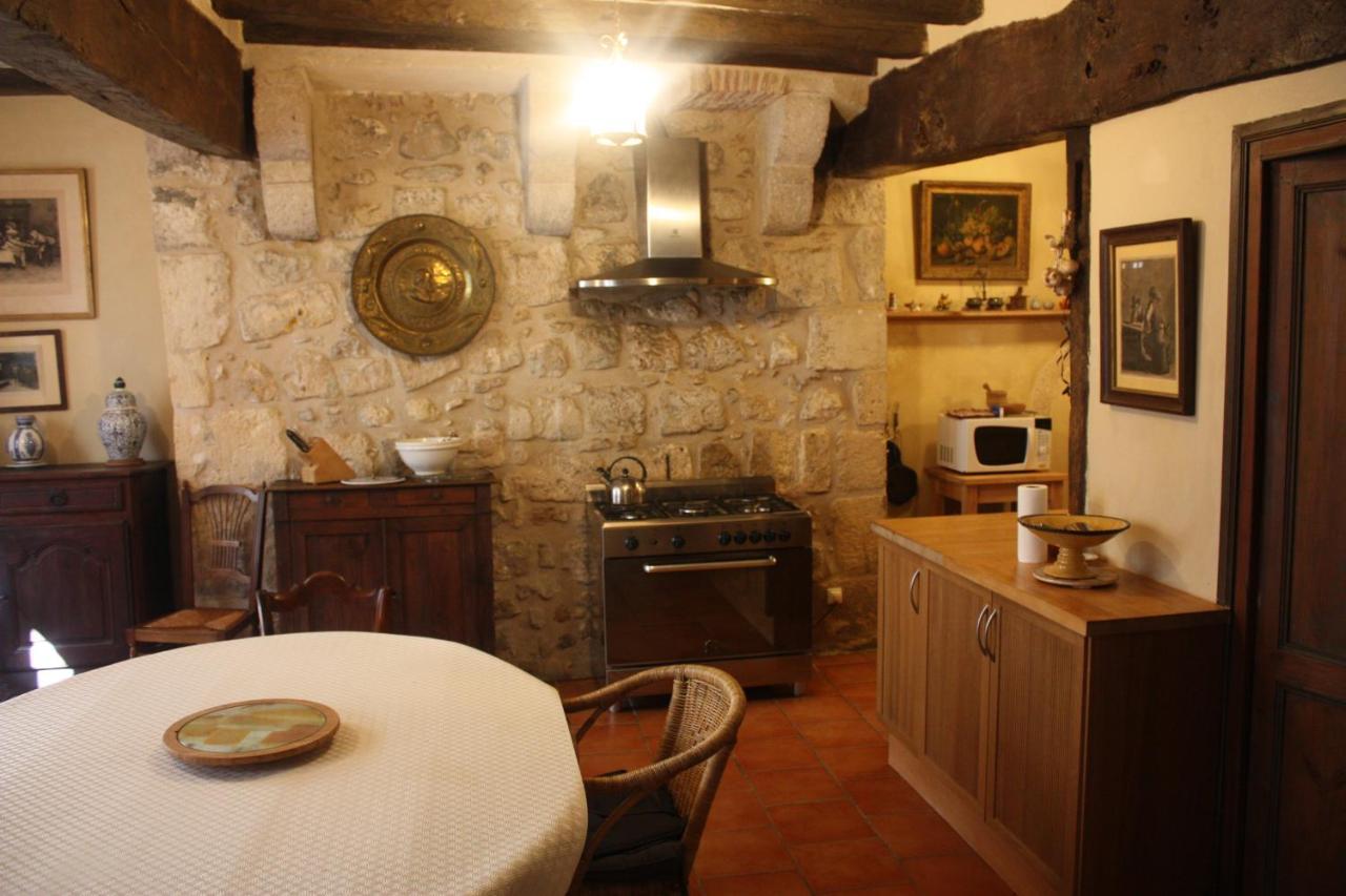 Апартаменты L' Ancien Relais De Poste Henri Кастельжалу Экстерьер фото