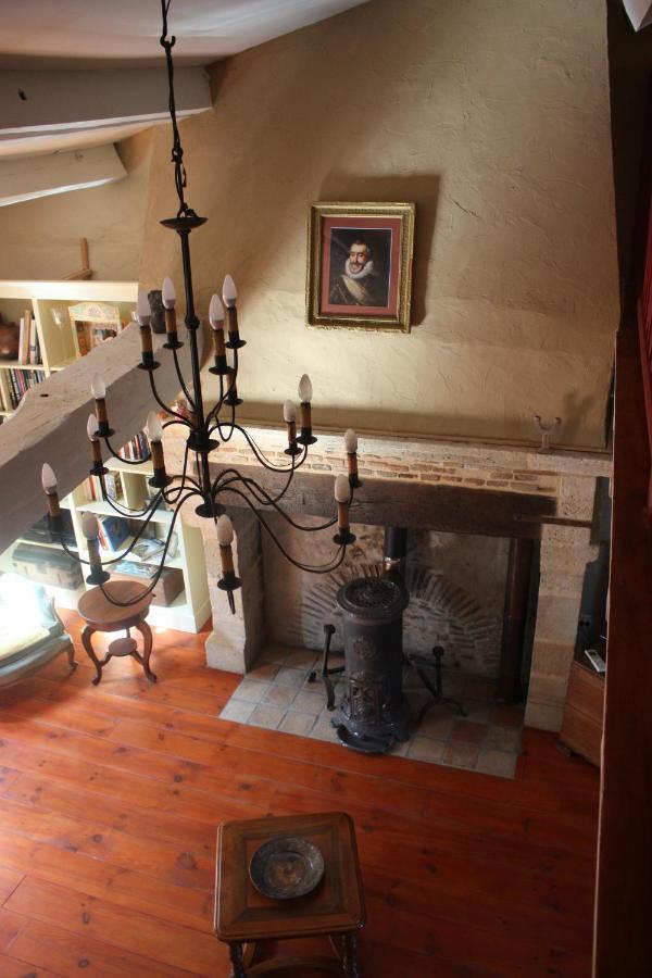 Апартаменты L' Ancien Relais De Poste Henri Кастельжалу Экстерьер фото